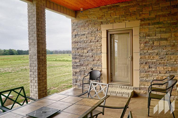 Full-Bed-Stone-Arriscraft-Building-Stone-Old-Country-Georgia-Big-Horn-2