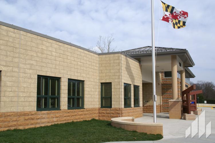 Full-Bed-Stone-Renaissance-Georgia-Ginger-5